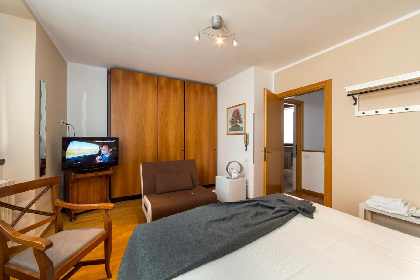 Отель Casa Nel Rustico Foresteria Lombarda Misinto Экстерьер фото